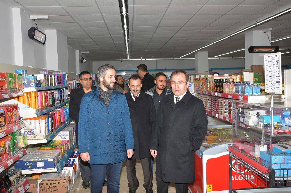 Başkan Vekili Akgül’dan Market Açılışı