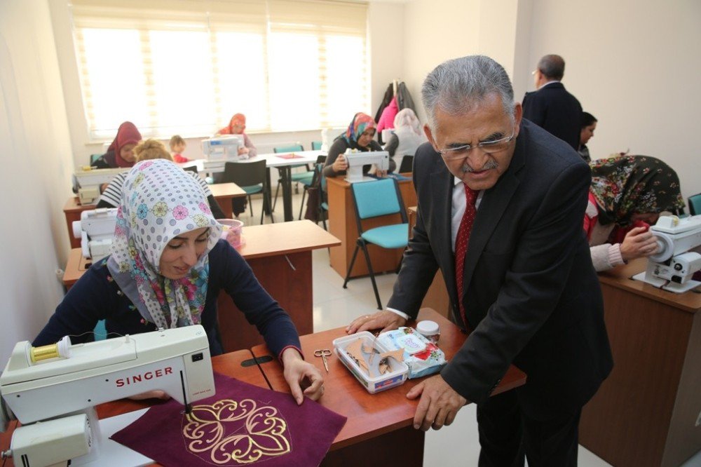 Melikgazi’den İstihdama Tam Destek