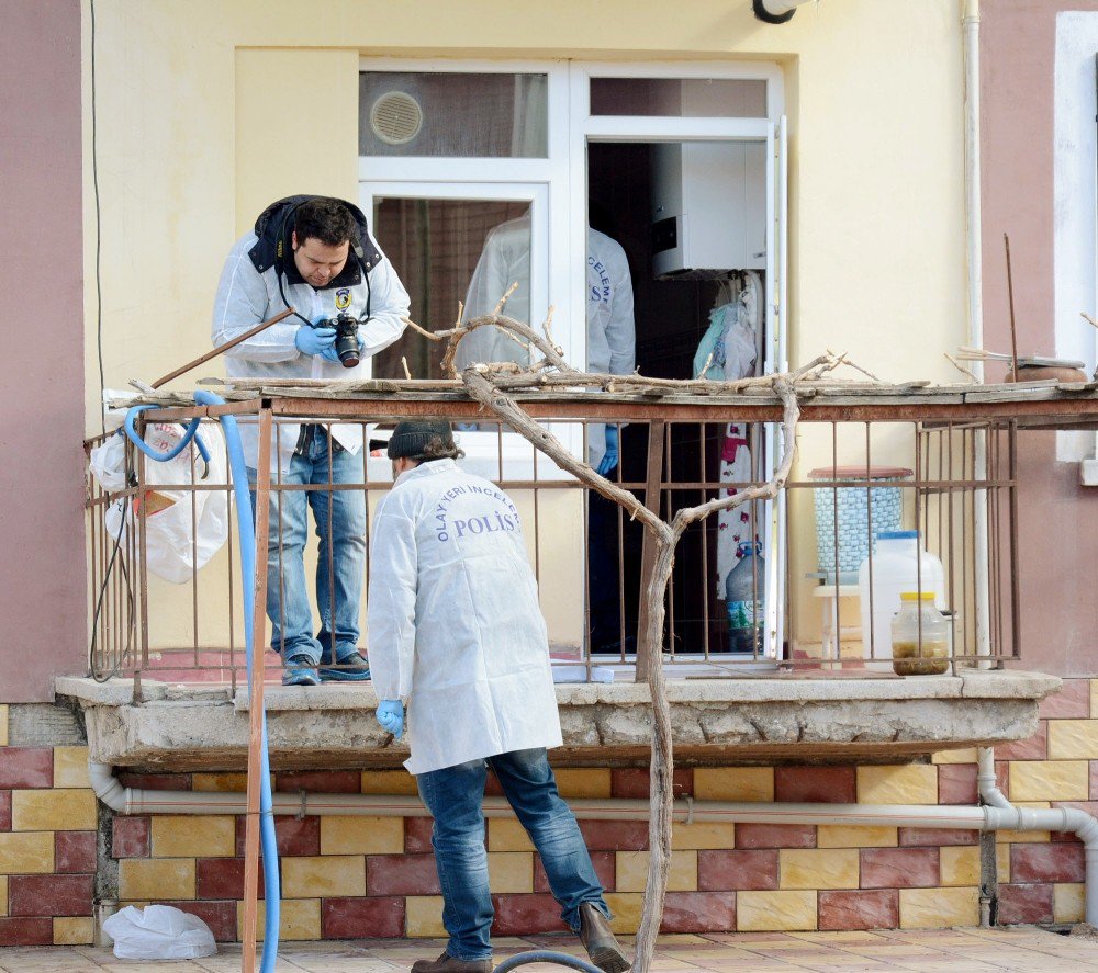 Birlikte Yaşadığı Adamın Barışma Teklifini Kabul Etmeyen Kadın Öldürüldü