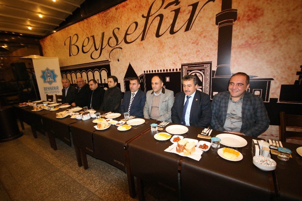 Beyşehir’de, 4 İlçenin İdareci Ve Muhtarları Bir Araya Geldi