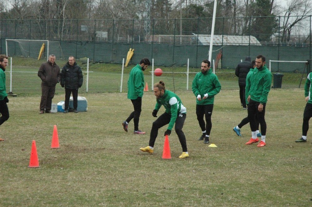 Sakaryaspor’da Hazırlıklar Sürüyor