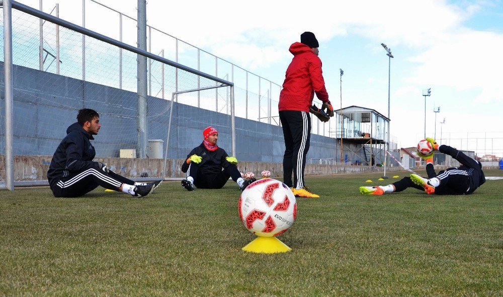 Sivasspor, Denizlispor Maçı Hazırlıklarını Sürdürüyor