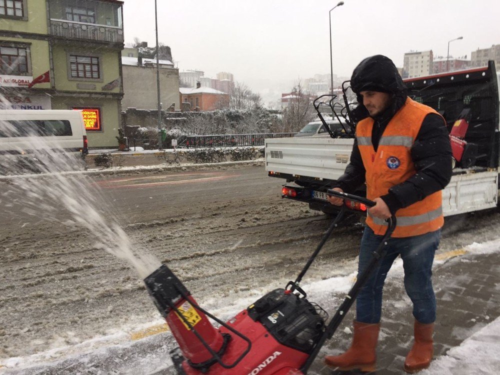 Trabzon’da 275 Mahalle Yolu Ulaşıma Kapandı