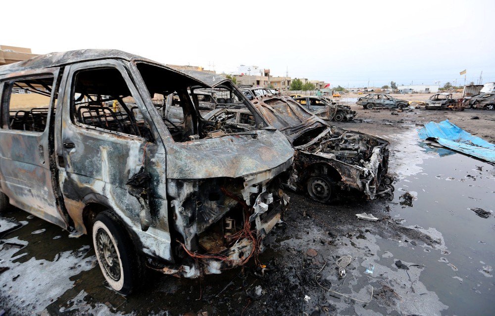 Bağdat’ta Bombalı Araç Saldırısında 52 Kişi Öldü