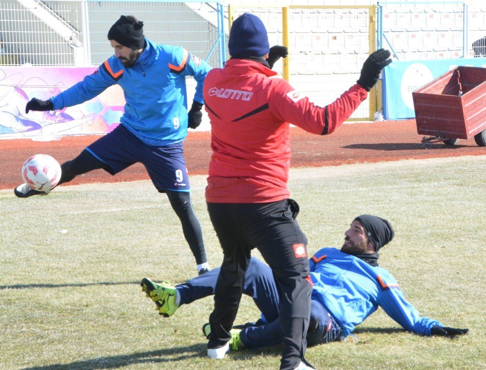 Bb. Erzurumspor- Ofspor Maçının Hazırlığını Tamamladı