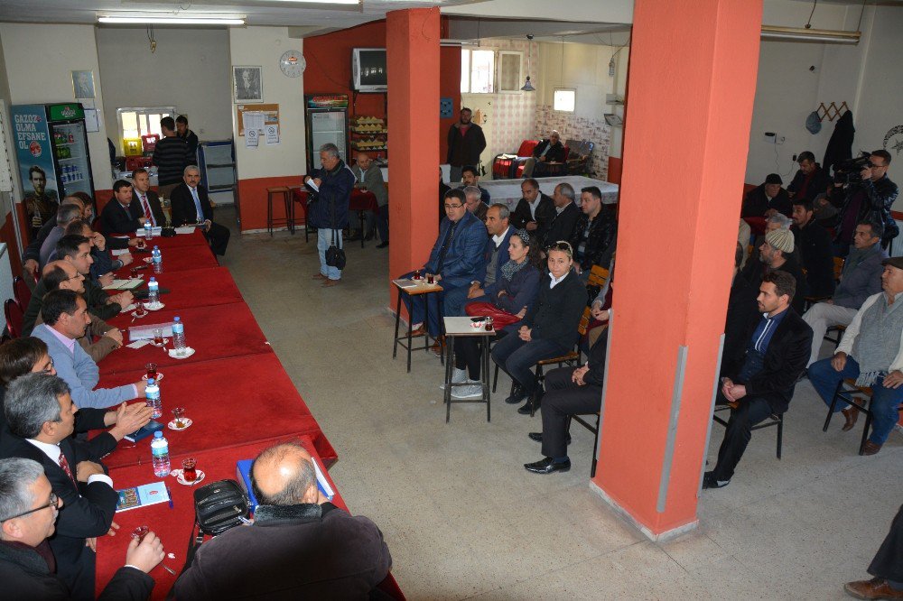 Kaymakam Kurtbeyoğlu, Halk Toplantısına Yenidoğan’da Devam Etti