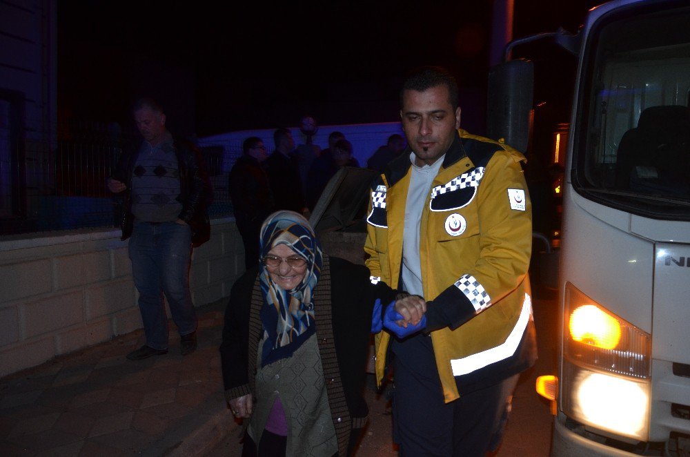 Evi Yanan Anne, Oğlunu Göremeyince Gözyaşlarına Boğuldu