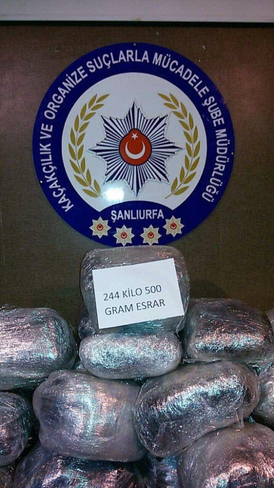 Kuş Yemlerinin Arasından 244 Kilo Uyuşturucu Çıktı