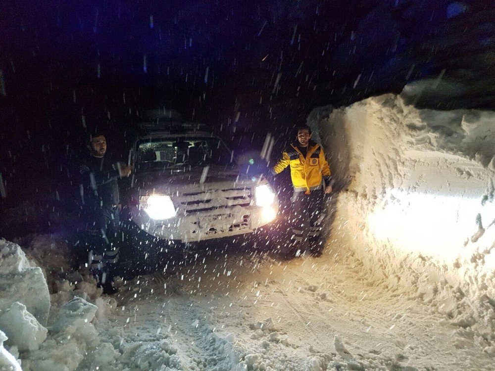 Beytüşşebap’ta 8 Saatlik Hasta Kurtarma Operasyonu