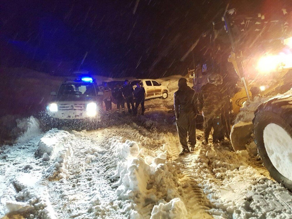 Beytüşşebap’ta 8 Saatlik Hasta Kurtarma Operasyonu