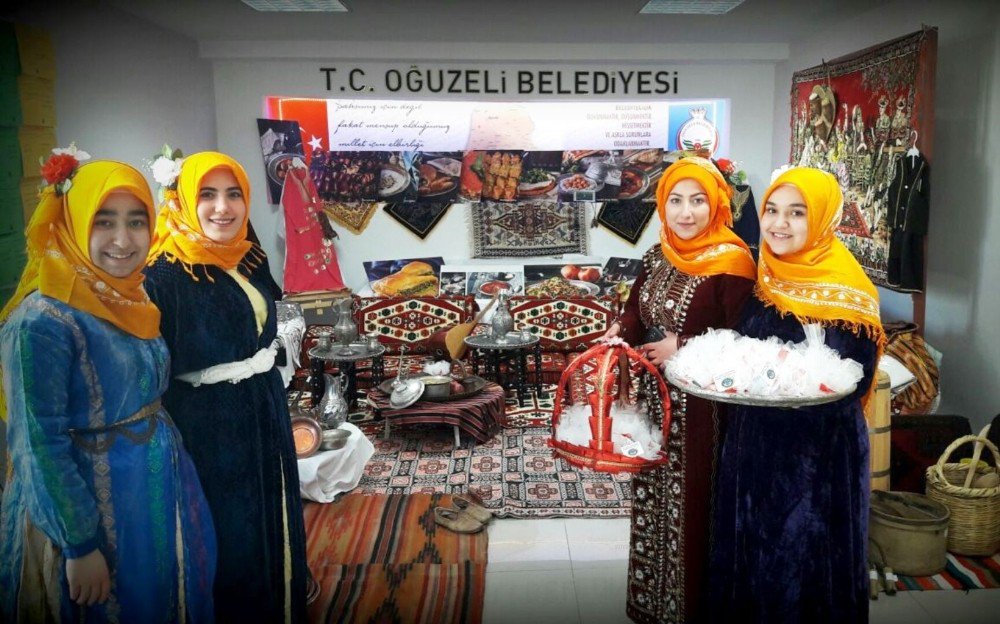 “Çemberimde Gül Oya’’ Sergisi Gaziantep’te