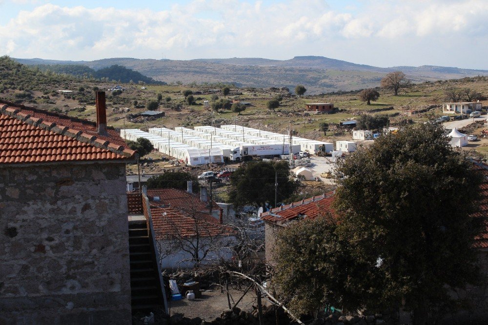 Mühendislik Fakültesi’nden Deprem Bölgesinde İnceleme