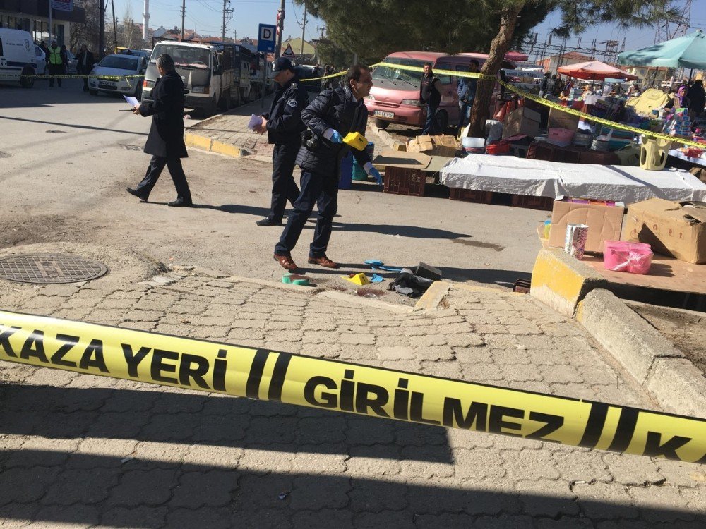 Uşak’ta Pazar Yerinde Silahlı Kavga: 2 Ölü