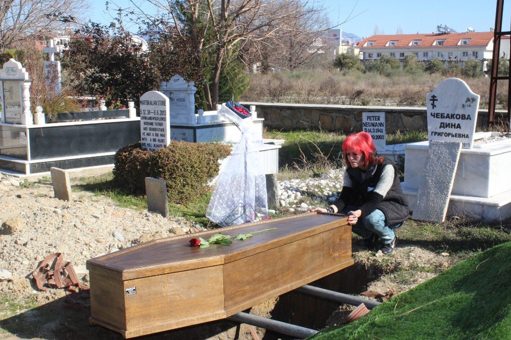 İsviçreli İrene, Aşığı Olduğu Side’de Toprağa Verdi