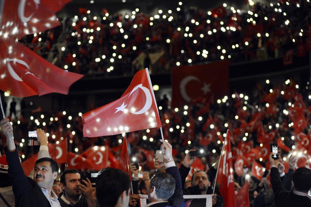 Başbakan Yıldırım: “Millet Kime Yetkiyi Verirse Hesabı Ona Soracak”