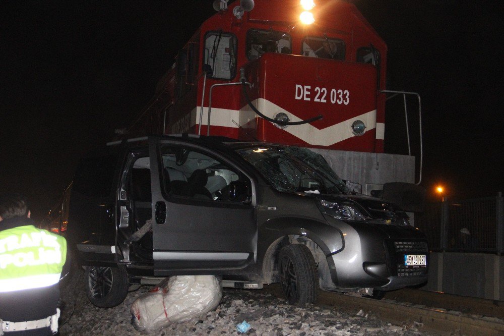 Manisa’da Tren Kazası: 1 Ölü 4 Yaralı