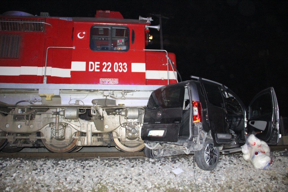 Manisa’da Tren Kazası: 1 Ölü 4 Yaralı