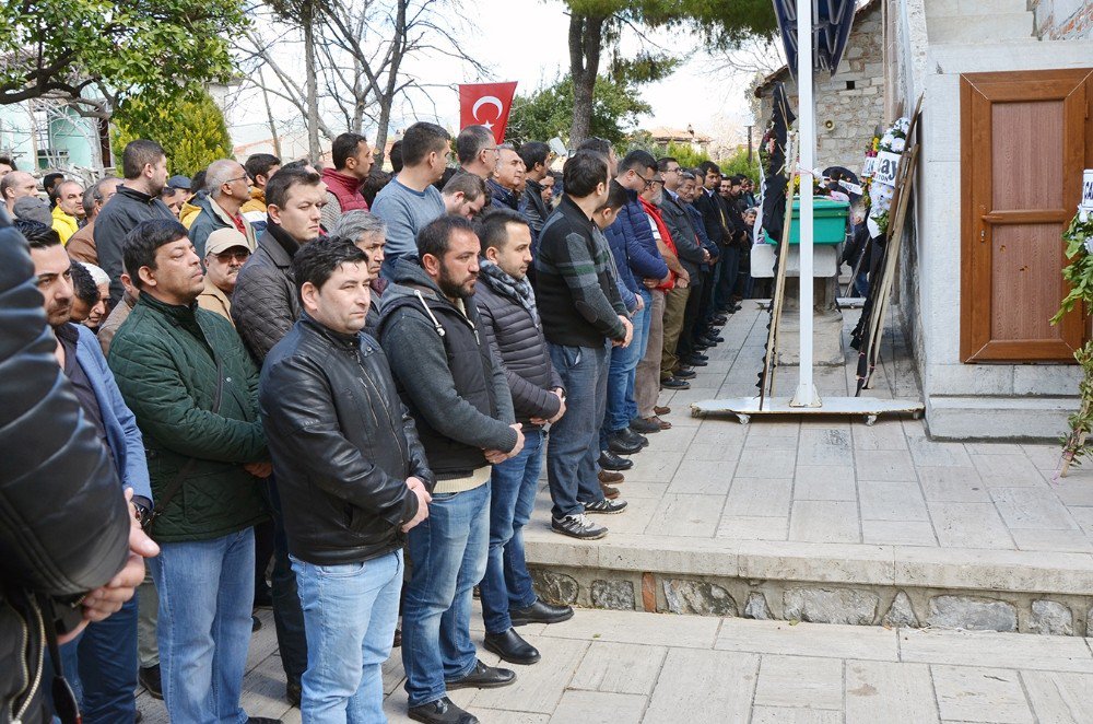 Milas’ta Hanife Cemre Gözyaşlarıyla Sonsuzluğa Uğurlandı