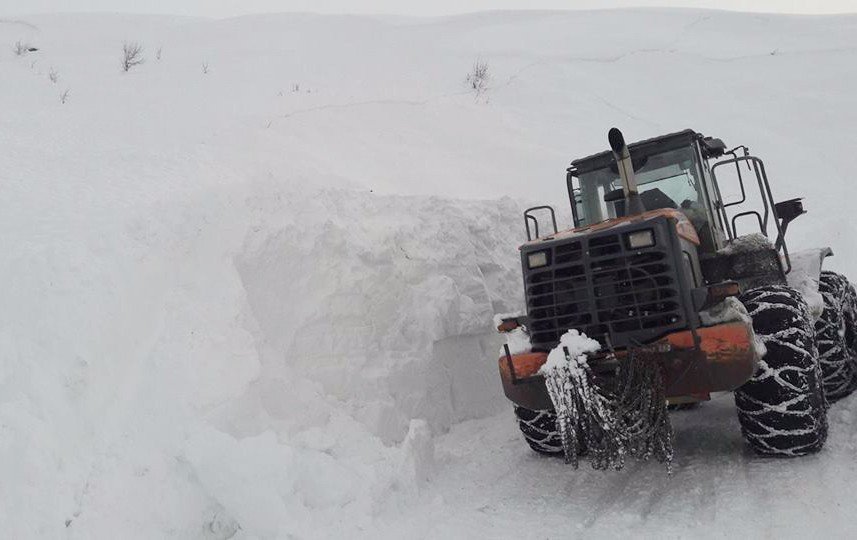 Dereye Yuvarlanan Kepçenin Operatörü Ölü Bulundu