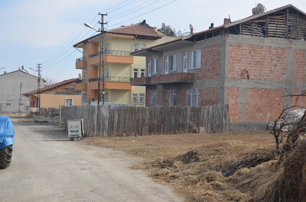 Çarmuzu Mahallesi Sakinleri Doğal Gaz İstiyor