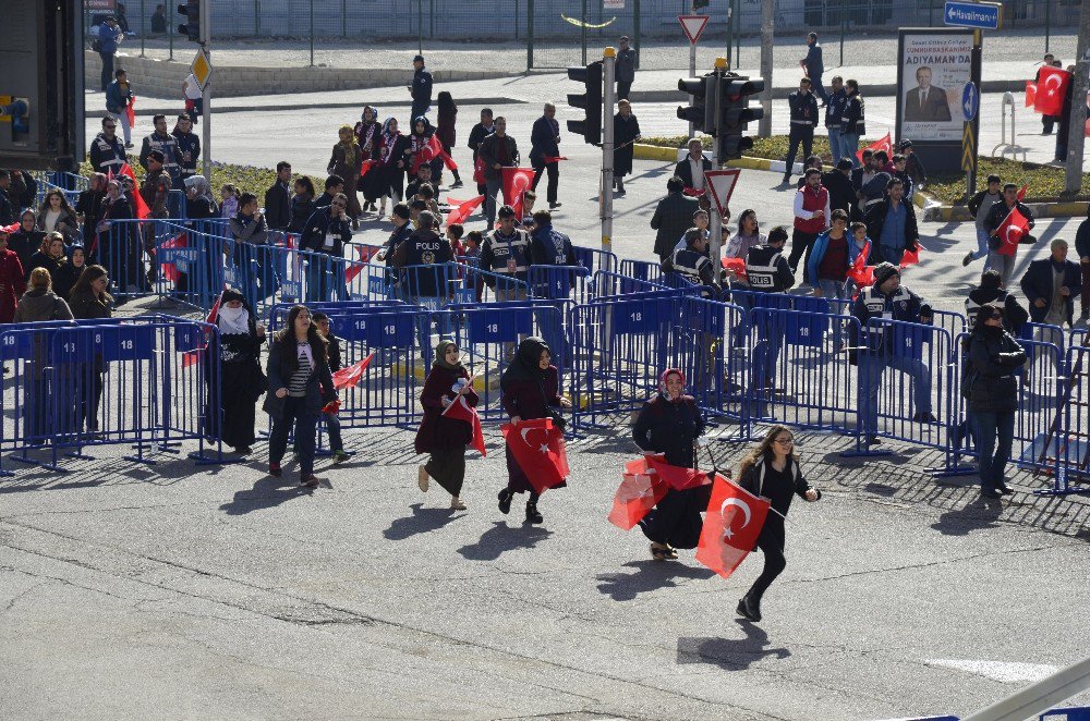 Adıyaman Cumhurbaşkanı Erdoğan’ı Bekliyor