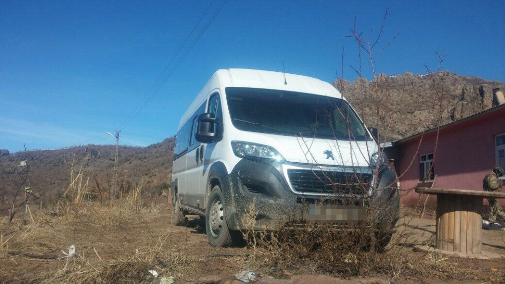 Lice’de Şüpheli İki Araç Ele Geçirildi