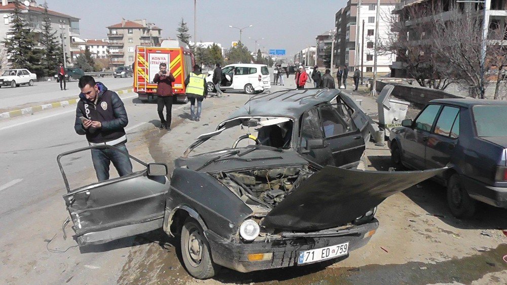 Konya’da Zincirleme Trafik Kazası: 3 Yaralı