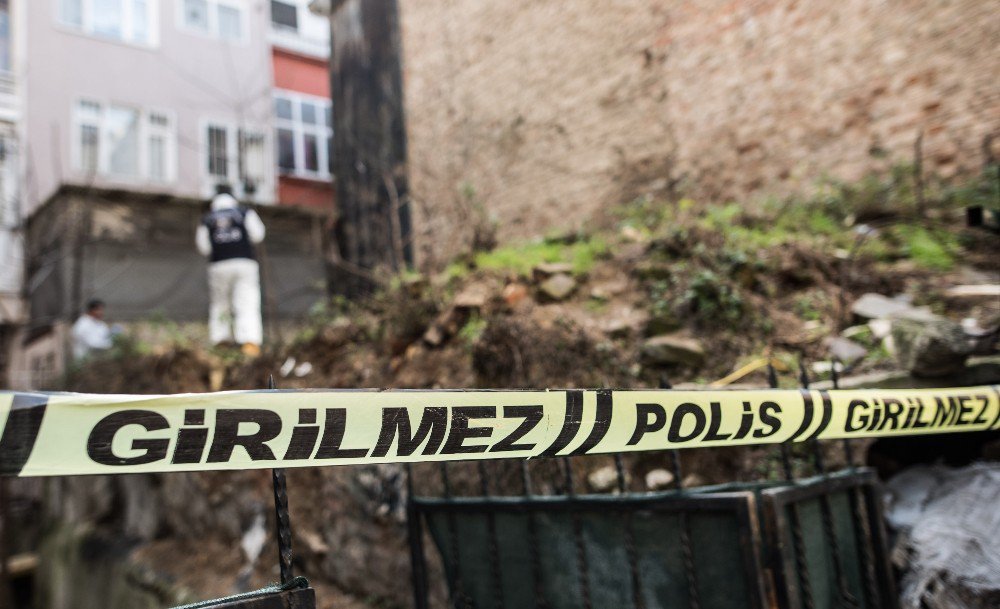 Evsiz Bir Şahıs Sokakta Ölü Bulundu