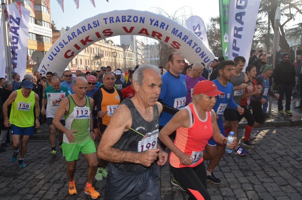 37. Trabzon Uluslararası Yarı Maratonu Koşuldu