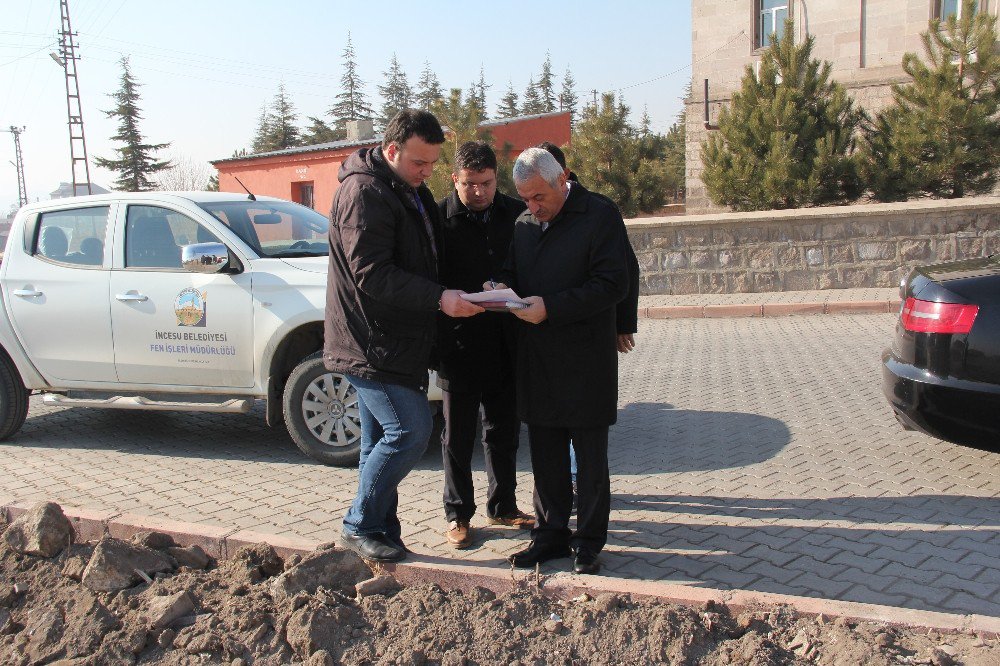 Başkan Karayol Örenşehir Mahallesinde Yapılacak Olan Park Yerini İnceledi