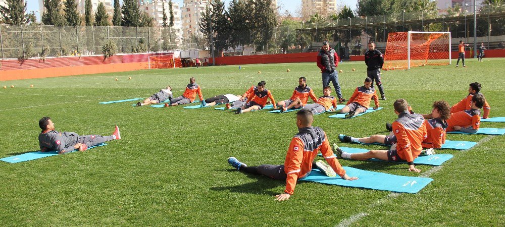 Adanaspor’da Aytemiz Alanyaspor Mesaisi Başladı