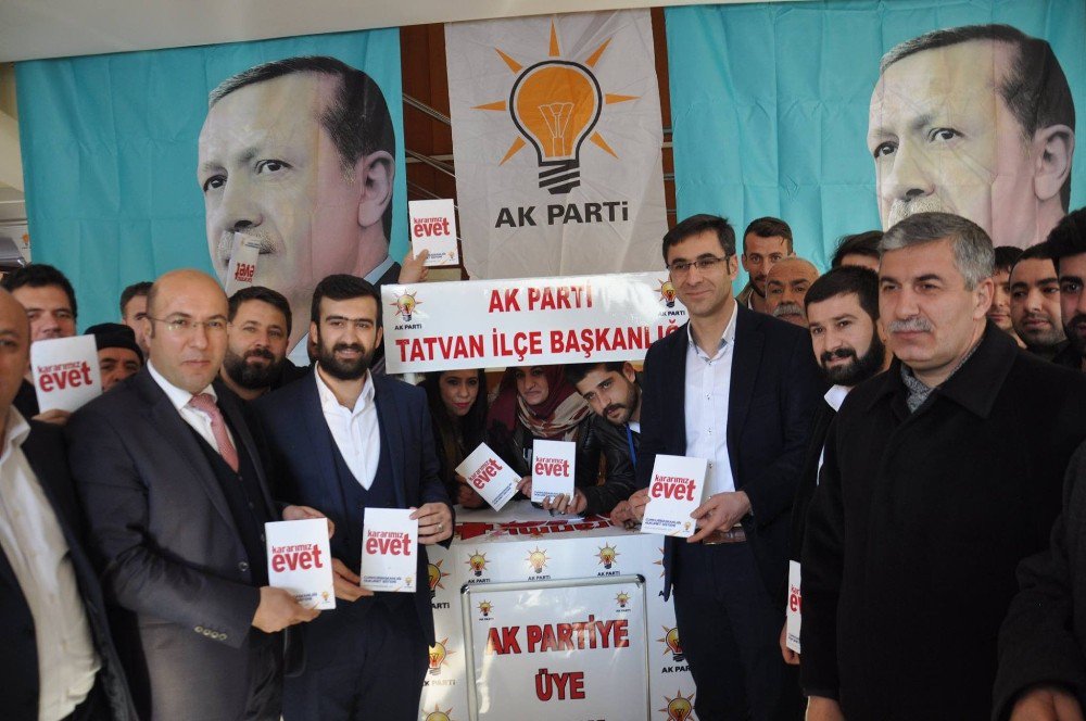 Tatvan’da ‘Anayasa Değişikliği Ve Halk Oylaması’ Toplantısı