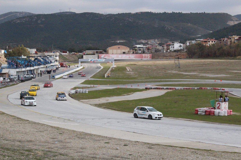 Pilotlar Asfaltın Tozunu Attırdı