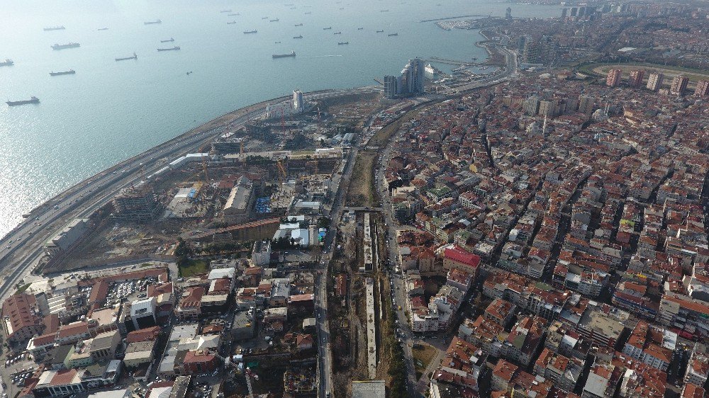 İstanbul Tren Hattına Kavuşacak Günü Bekliyor