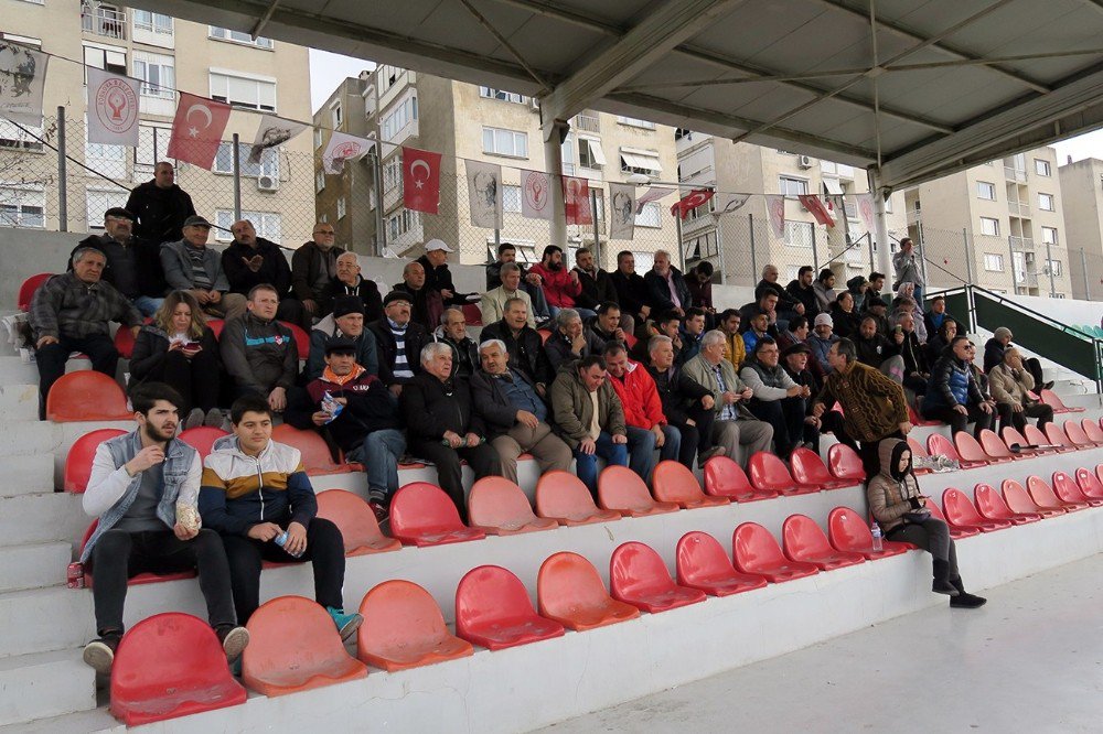 Bornova 1881 Spor: 2- Foça Belediyespor: 2