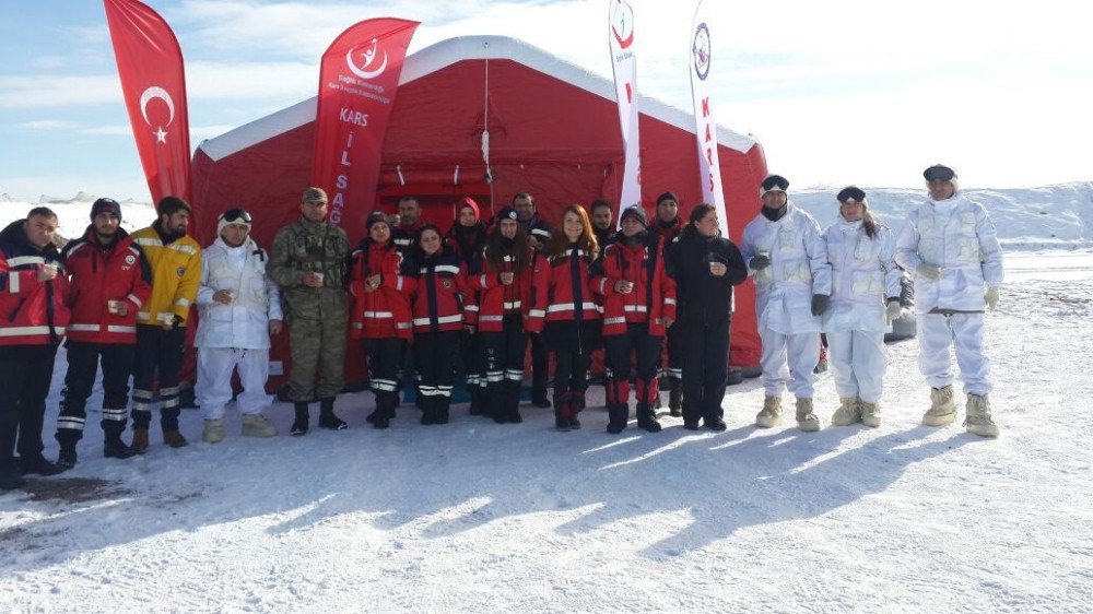 Kars Sağlık Müdürlüğünden 24 Personel, Tsk’nın 2017 Kış Tatbikatında Görev Aldı