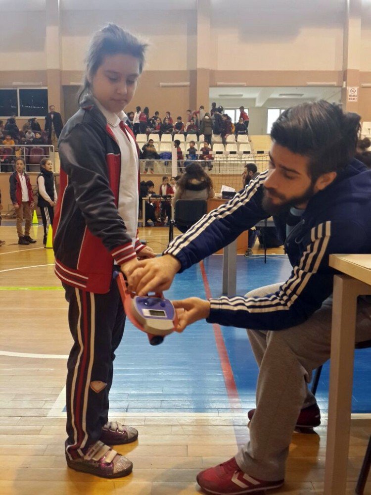 2 Bin 650 Öğrenci Sportif Performans Testinden Geçti