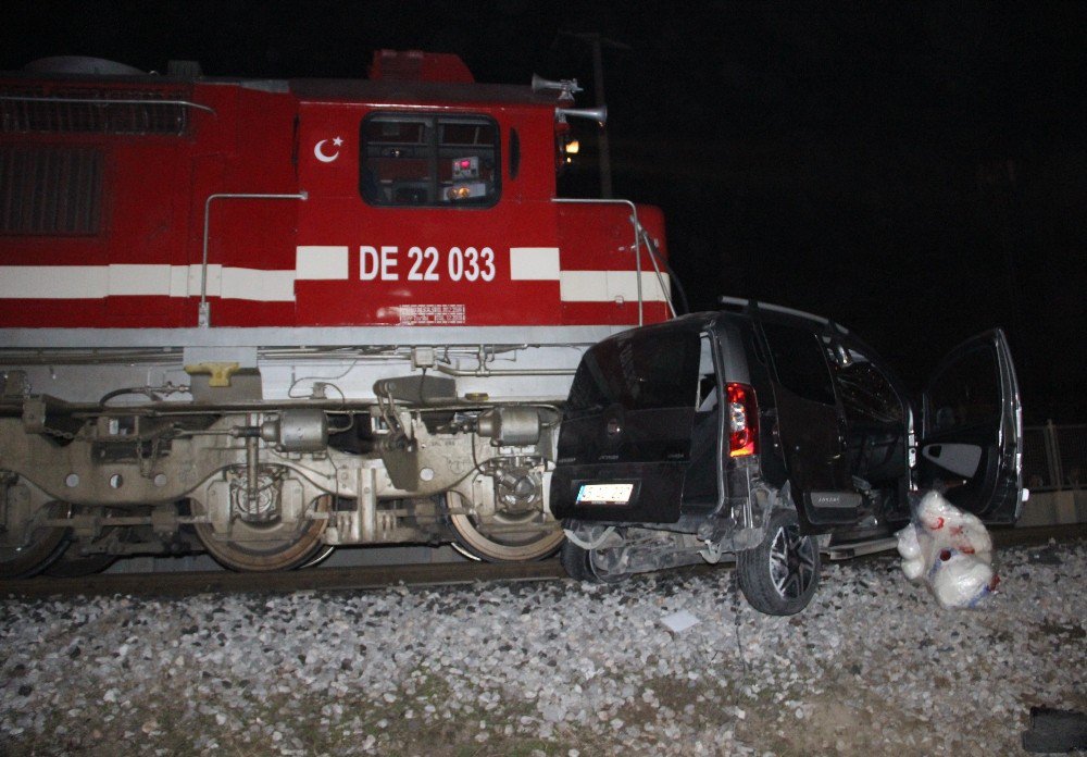 Tren Kazasında Ölü Sayısı İkiye Yükseldi