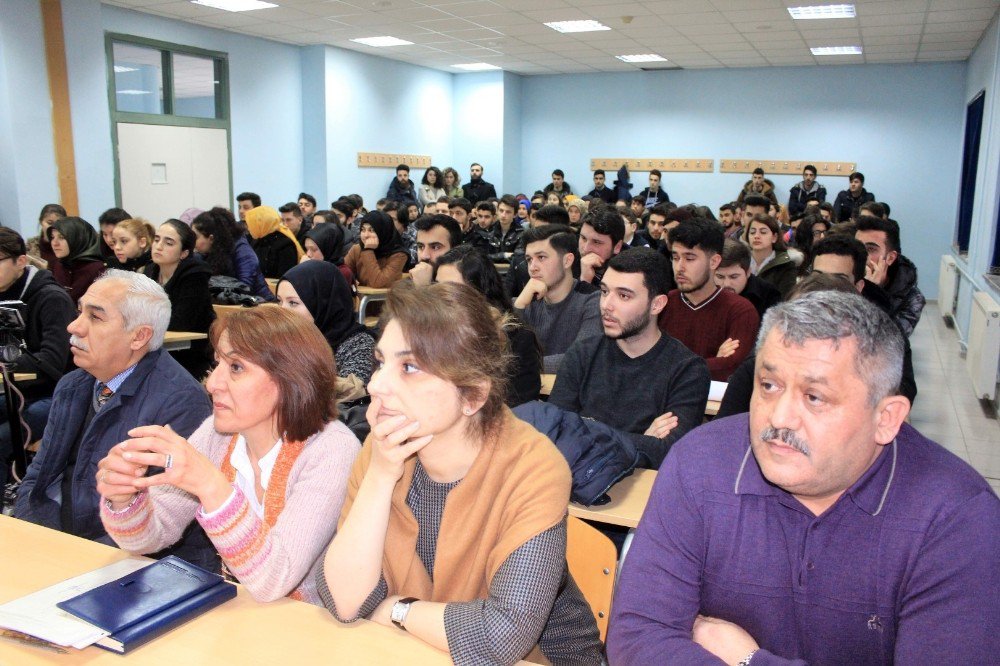 Akyazı Myo’da ‘Kariyer Günleri’ Etkinliği Düzenlendi