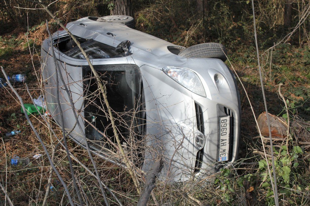 Şarampole Uçan Otomobilden Burnu Bile Kanamadan Çıktı