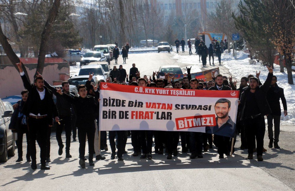 Sivas’ta Ülkücüler Fırat Yılmaz Çakıroğlu İçin Yürüdü