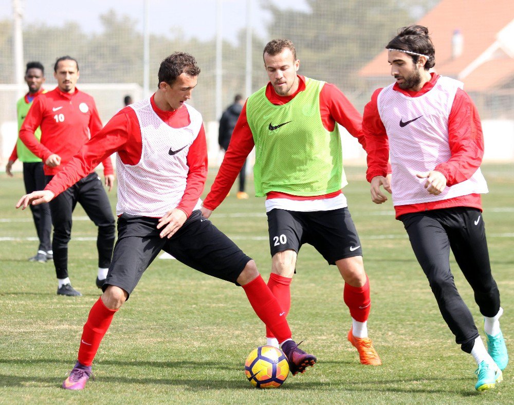 Antalyaspor’da Akhisar Hazırlıkları Sürüyor