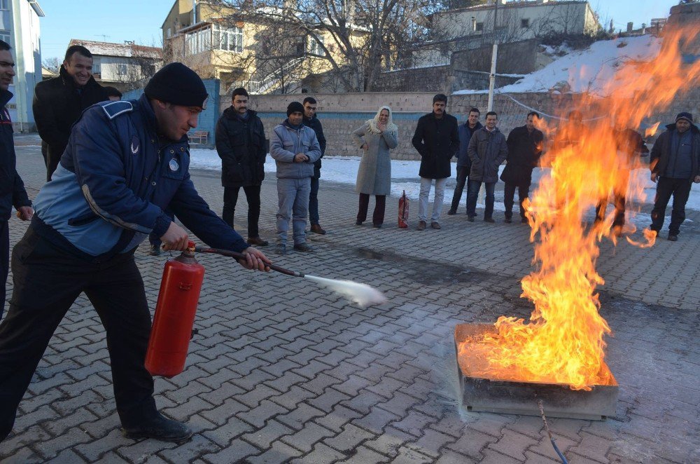 Bünyan Belediyesi Personeline Yangın Eğitimi Verildi