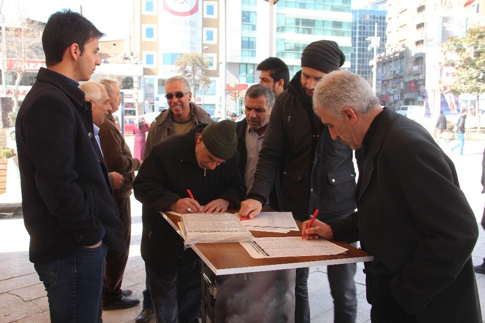 Elazığ’da Çimento Fabrikasının Taşınması İçin İmza Kampanyası Başlatıldı