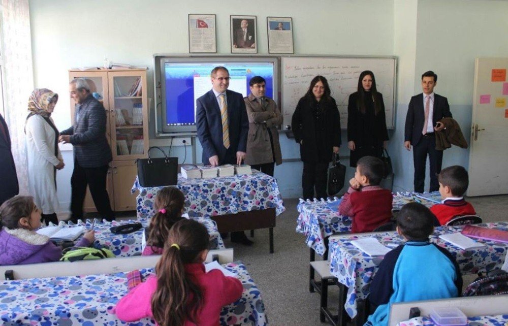 Elazığ’da ‘Gelişmek İçin Okumalı, Değişmek İçin Anlamalı’ Projesi