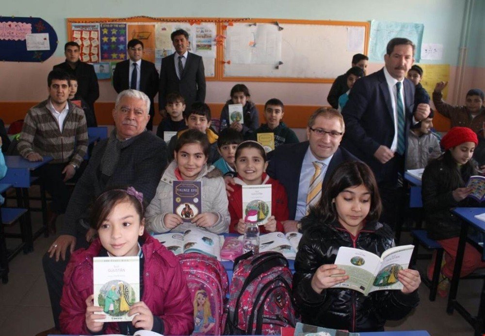 Elazığ’da ‘Gelişmek İçin Okumalı, Değişmek İçin Anlamalı’ Projesi