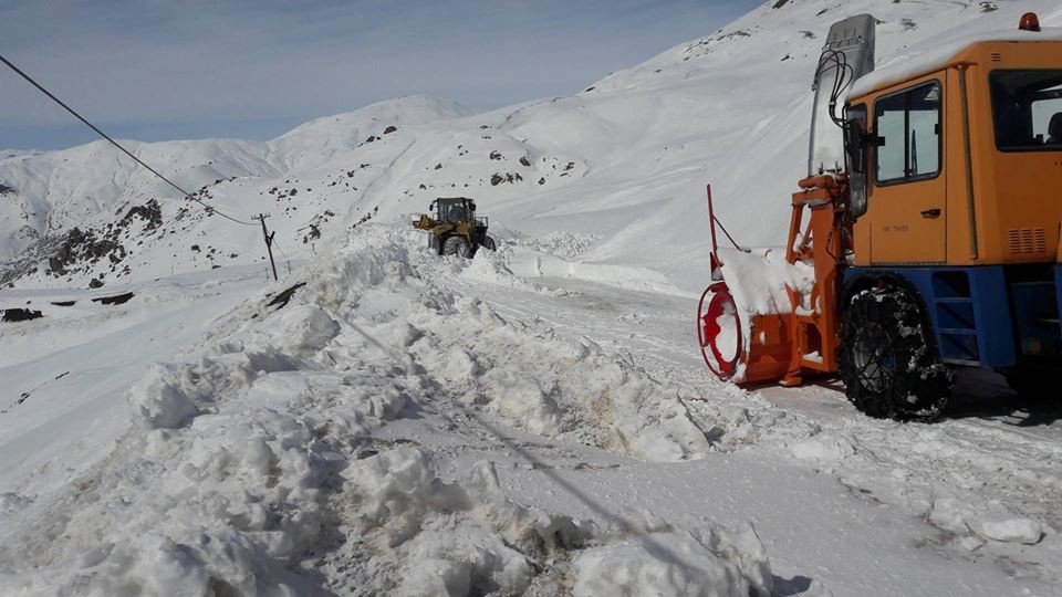 Hakkari’de Köy Ve Mezra Yolu Yeniden Ulaşıma Açıldı