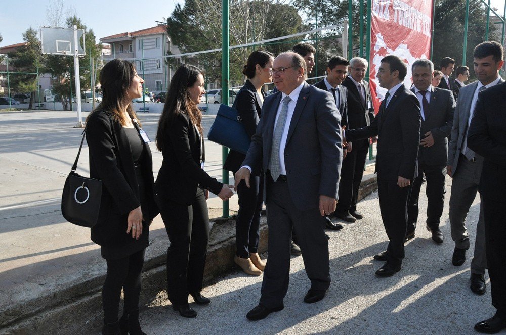 Milas Mesleki Ve Teknik Anadolu Lisesi’ne Teknolojik Destek