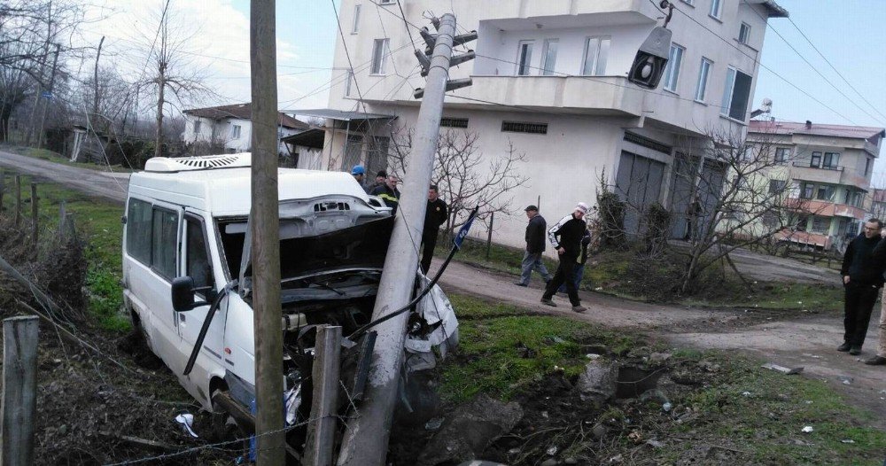 Minibüsün Çarptığı Bisikletli Hayatını Kaybetti