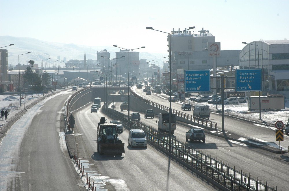 Van’da Bulunan 27 Bin 336 Otomobilin Yüzde 44,5’i Lpg’li